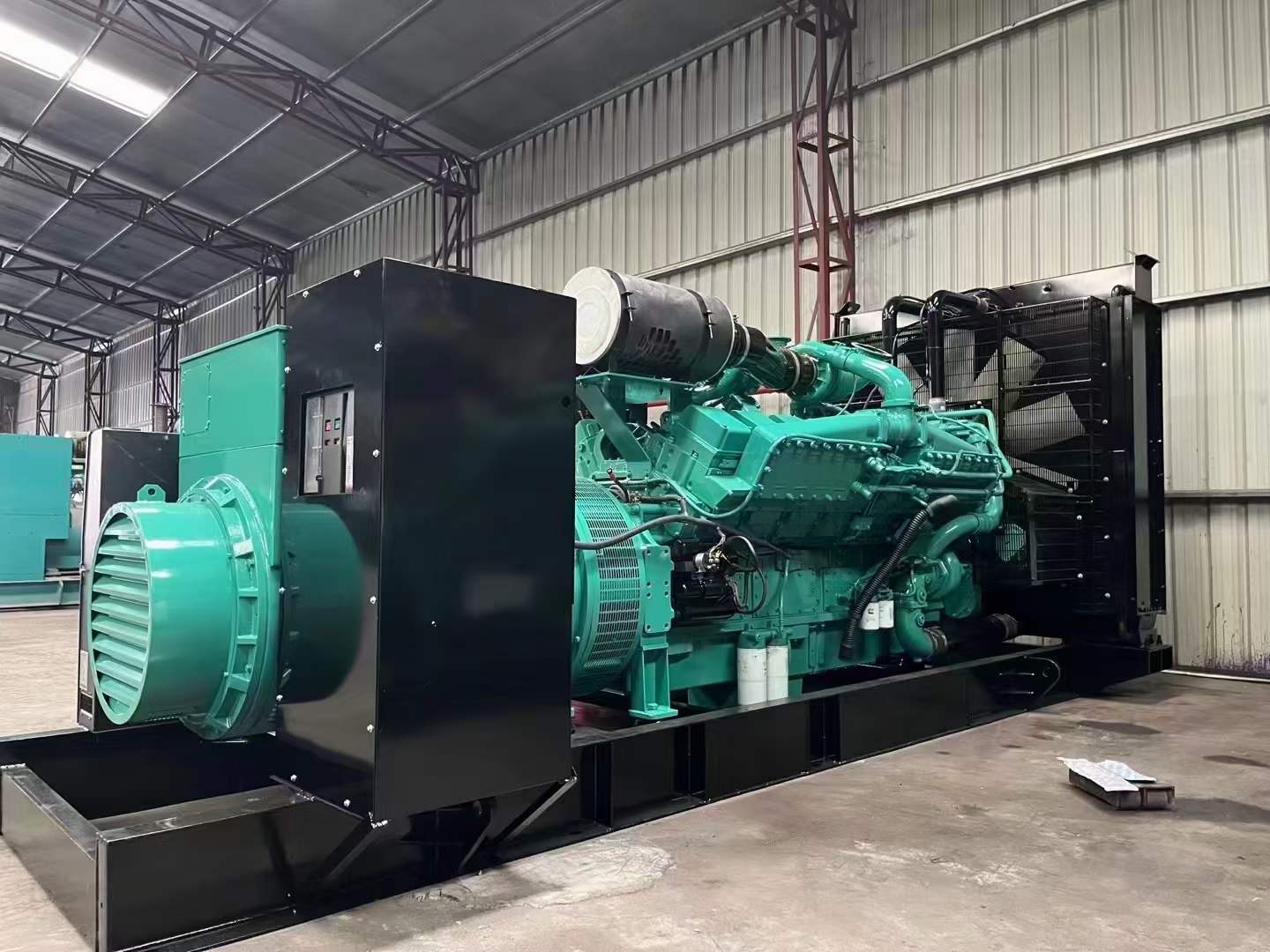 芦溪如何降低 800kW 柴油发电机输出电流的波动？