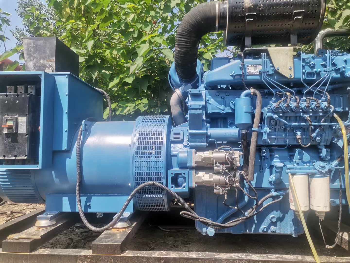 芦溪详细说明降低 800kW 柴油发电机输出电流波动的方法